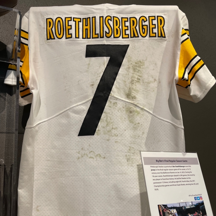 RoethlisbergerJersey700.jpg RoethlisbergerJersey700.jpg