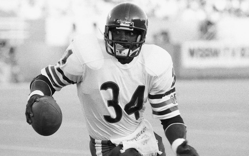Walter Payton, Celebrating Black Excellence with #NAIAPros Walter Payton  Running Back for Jackson State & Chicago Bears: Black College Player of the  Year 1973-74, Hall, By Play NAIA