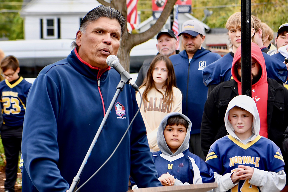 “I don’t know if I could be standing up here saying that without Coach Paul Brown,” Hall of Famer Anthony Muñoz said.
